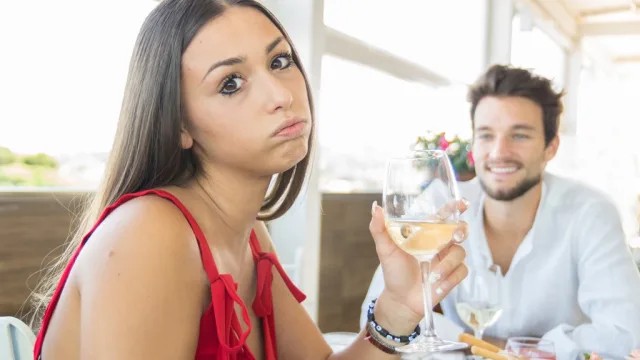 Benefits and drawbacks of AmourMeet